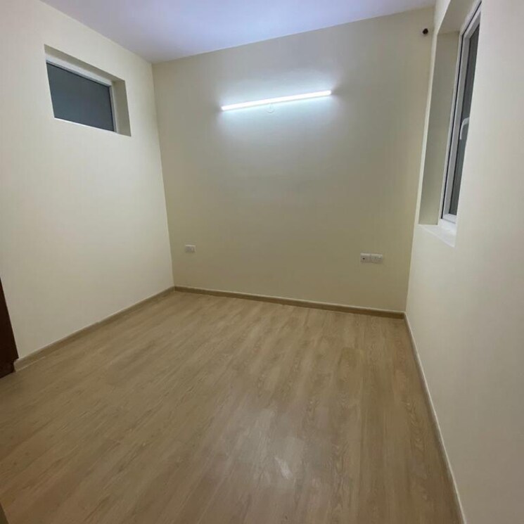 Room, emaar-mgf-the-palm-drive-studios 2 Bedroom 1200 Sq.Ft. Apartment In Sector 66 Gurgaon 7917016