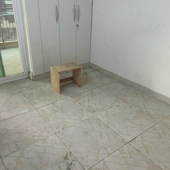 रेसिडेंशियल फ्लैट वर्ग फुट फॉर रेंट इन सिद्धार्थ विहार ग़ाज़ियाबाद  7917039