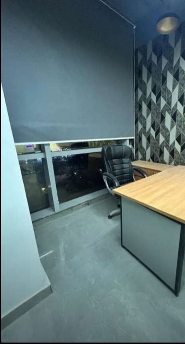 Team Area, alphathum Commercial Office Space 1140 Sq.Ft. In Sector 90 Noida 7917078