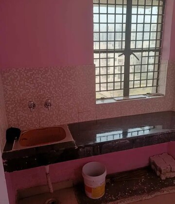 Master Bedroom in 2 BHK Independent House at Aliganj – for Rent
