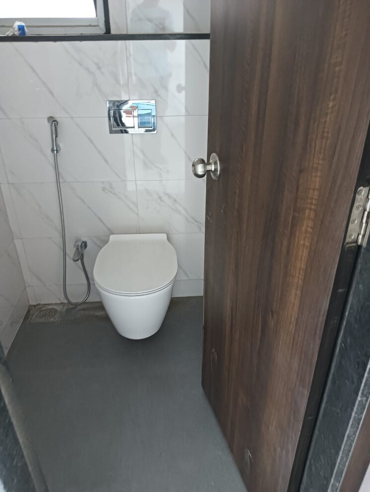 Bathroom, swojas-samen 2 Bedroom 950 Sq.Ft. Apartment In Kothrud Pune 7917118