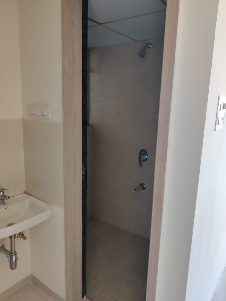 1 BHK Apartment For Sale in Adi W 57