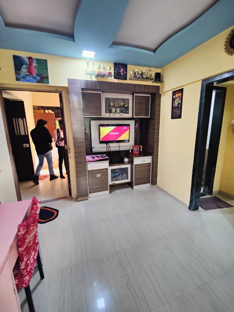 Bedroom, raunak-unnathi-woods-phase-4-and-5 1 Bedroom 625 Sq.Ft. Apartment In Kasarvadavali Thane 7917142