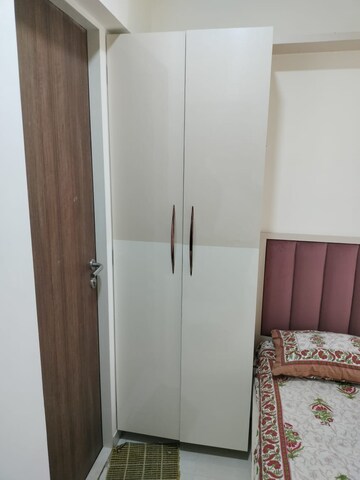 Furnished Amenities in 1 BHK Apartment at Lodha Quality Home Tower 2, Majiwada – for Rent
