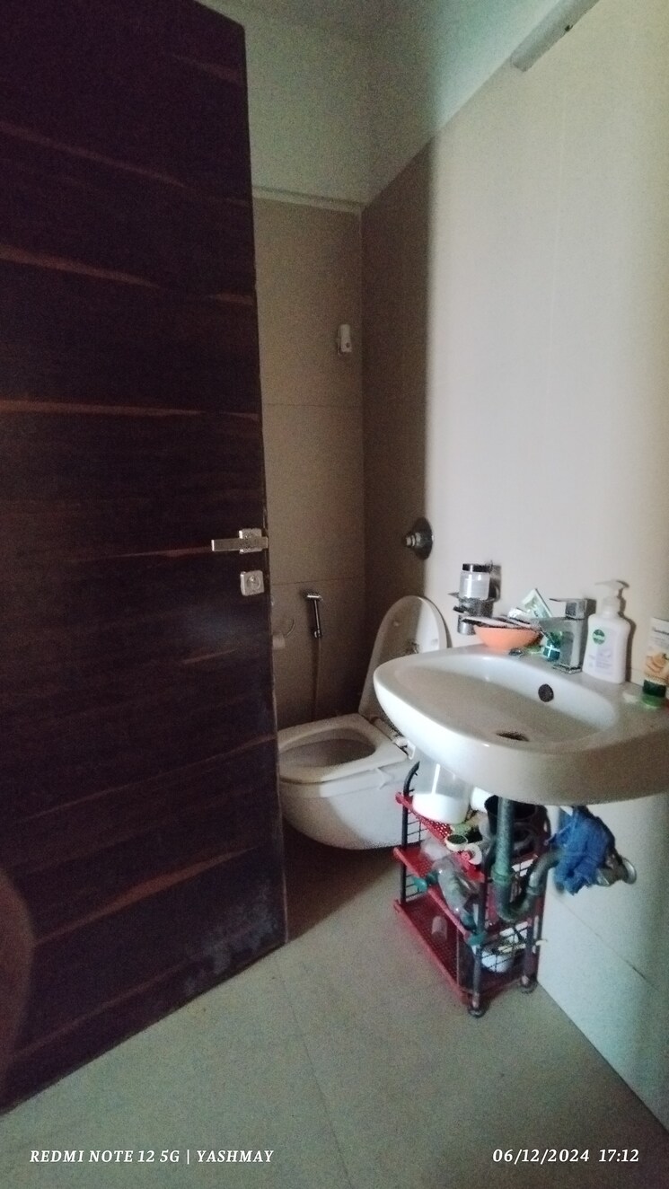 Bathroom, gurukrupa-marina-enclave 1 Bedroom 456 Sq.Ft. Apartment In Malad West Mumbai 7917188