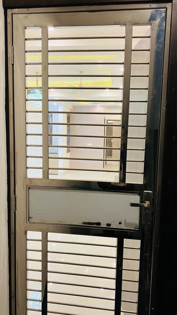 Exterior View, anand vihar 2 Bedroom 1150 Sq.Ft. Builder Floor In Anand Vihar Ghaziabad 7917183