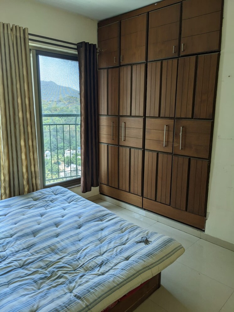 Room, manpada 1 Bedroom 450 Sq.Ft. Apartment In Manpada Thane 7917248