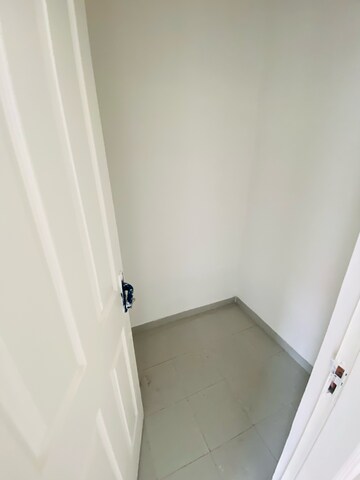 Room in 3 BHK Apartment at Sushma Valencia, Nagla Road – for Rent