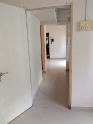  1 BHK Apartment at New Mhada Tower, Malad West – for Sale