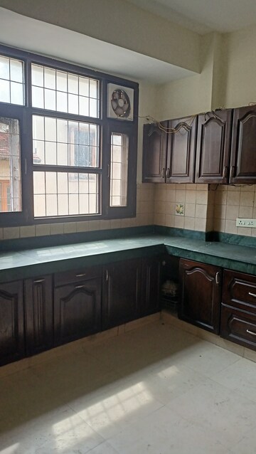 3 BHK Builder Floor For Rent in Saket