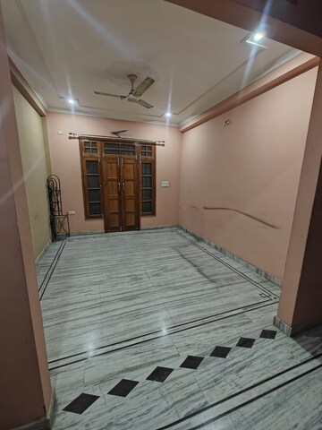 Bedroom in 2 BHK Independent House at Gomti Nagar – for Rent