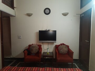 Living Room in 2 BHK Builder Floor at Defence Colony – for Rent