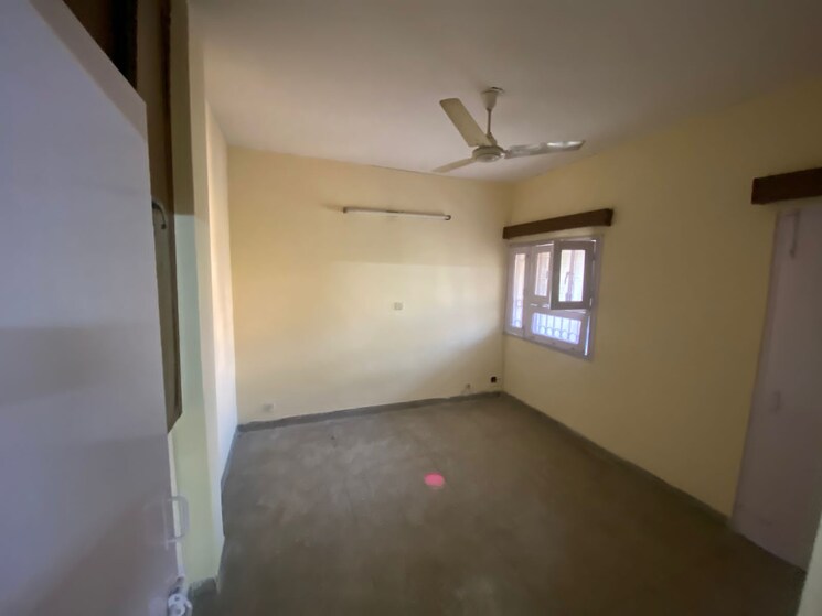 Room, vasant kunj 3 Bedroom 1800 Sq.Ft. Apartment In Vasant Kunj Delhi 7917404