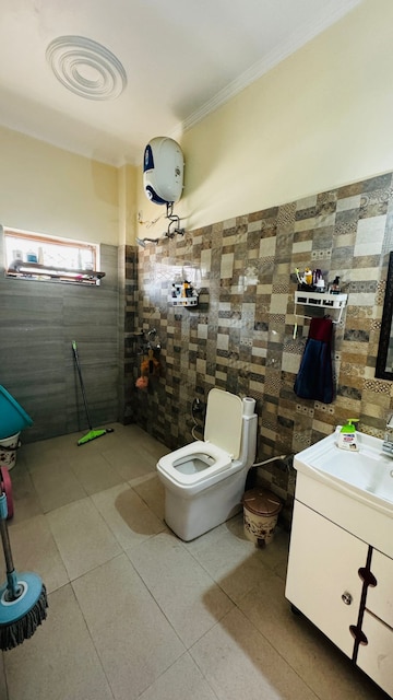 Bathroom in 2 BHK Independent House at Sahastradhara – for Rent