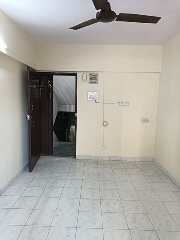 Room in 1 BHK Apartment at Shanti Park Apartments, Nerul – for Rent