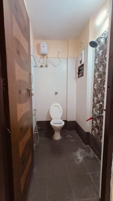 Bathroom in 2 BHK Apartment at Narendra Nagar – for Rent