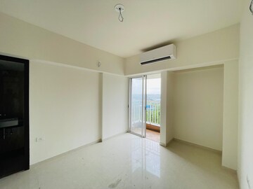 Master Bedroom in 2 BHK Apartment at Lodha Amara, Kolshet Road – for Rent