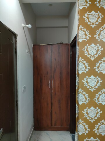 Furnished Amenities in 3 BHK Apartment at East Canal Road – for Rent