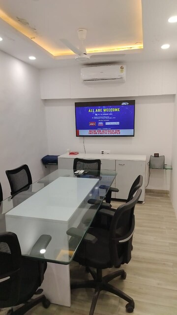 Master Bedroom in 3 BHK Builder Floor at Defence Colony – for Rent