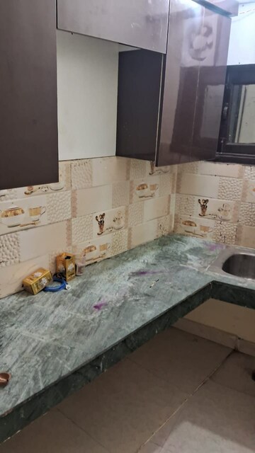 Kitchen in 1.5 BHK Apartment at Deep Homes Sector 73, Sector 73 – for Rent
