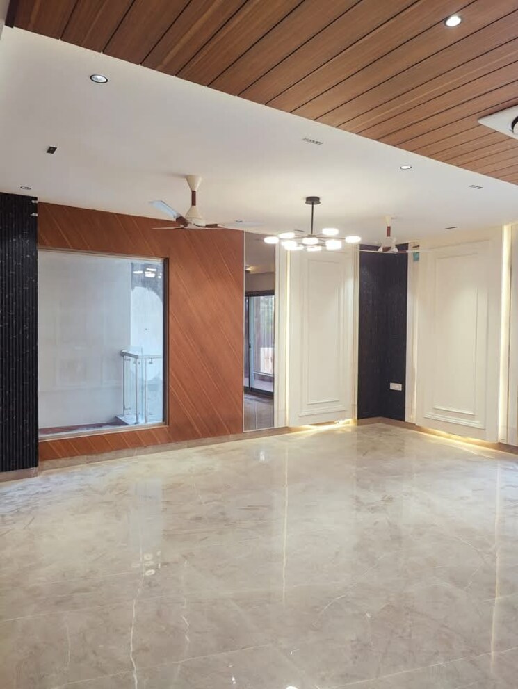 Room, m3m-sky-city 3 Bedroom 2054 Sq.Ft. Apartment In Sector 65 Gurgaon 7917535