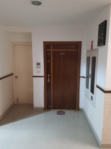 Room in 3 BHK Apartment at Salarpuria Gold Summit, Hennur – for Sale