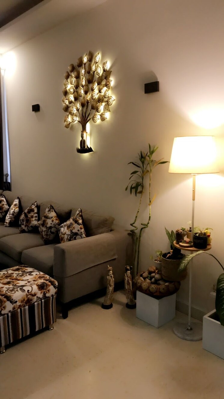 Living Room, hong-kong-bazaar 3 Bedroom 204 Sq.Yd. Builder Floor In Sector 57 Gurgaon 7917573