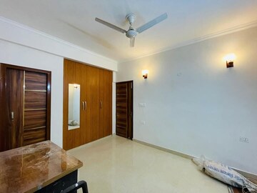 Room in 3 BHK Builder Floor at Freedom Fighters Enclave – for Rent