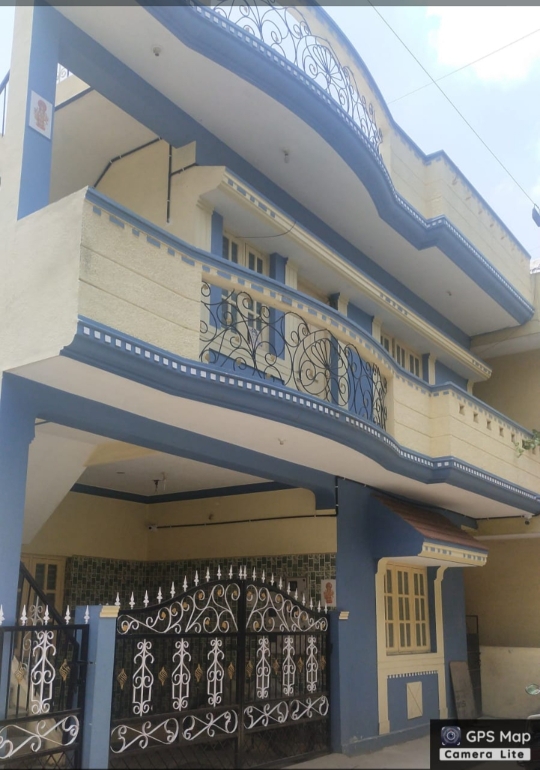 4 BHK + Pooja Room Independent House For Sale in Soumya Building 
