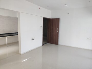 Room in 2 BHK Apartment at NSG Royal One, Pimple Nilakh – for Rent