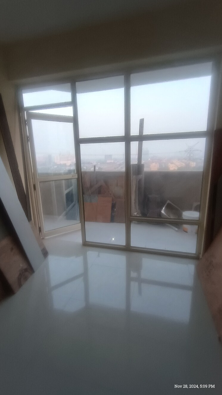 Kitchen, tulip-purple 3.5 Bedroom 2400 Sq.Ft. Apartment In Sector 69 Gurgaon 7917659