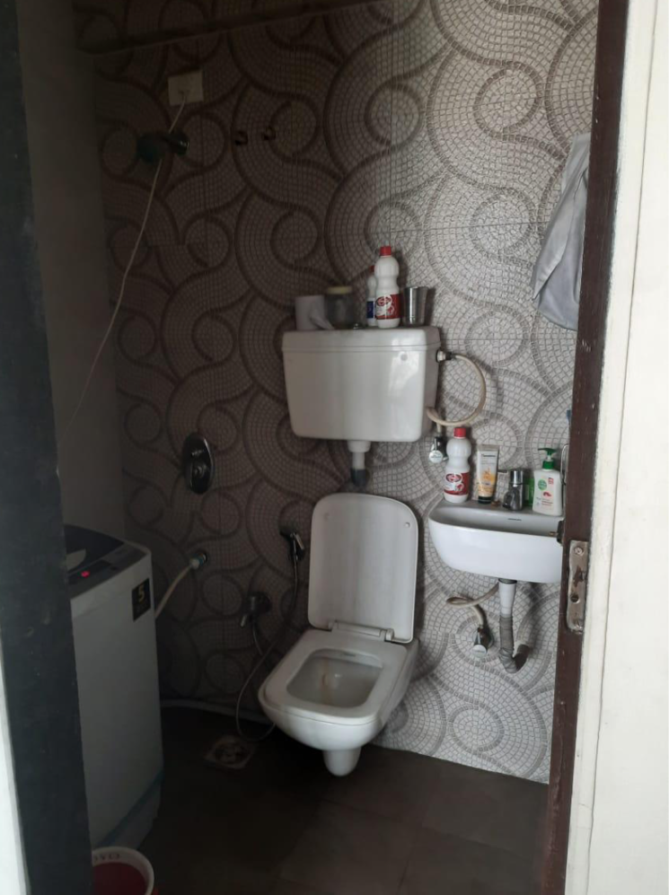 Bathroom, shah-royale 1.5 Bedroom 715 Sq.Ft. Apartment In Kharghar Sector 4 Navi Mumbai 7917654