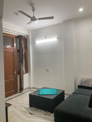 Living Room in 2 BHK Builder Floor at Ansal Sushant Lok I, Sector 43 – for Rent