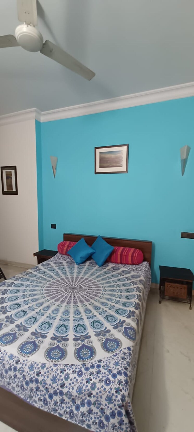 Bedroom, defence colony 3 Bedroom 2000 Sq.Ft. Builder Floor In Defence Colony Delhi 7917689