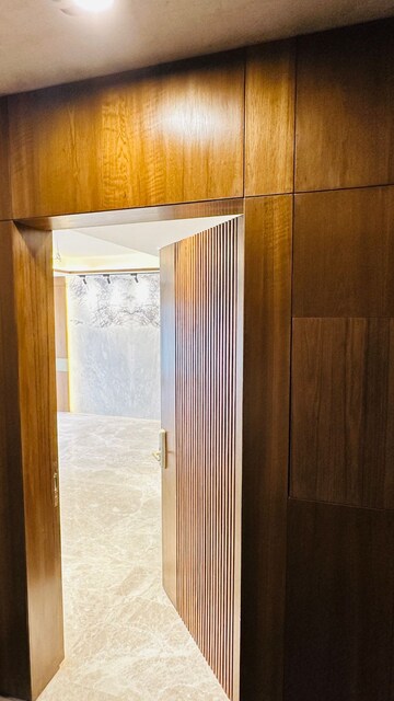 Bedroom in 4 BHK Builder Floor at Unitech South City 1, South City 1 – for Sale