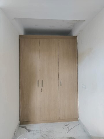  1 BHK Apartment at Freedom Fighters Enclave – for Rent