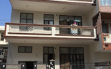3 BHK Builder Floor For Rent in RWA Residential Society Sector 46, Sector 46