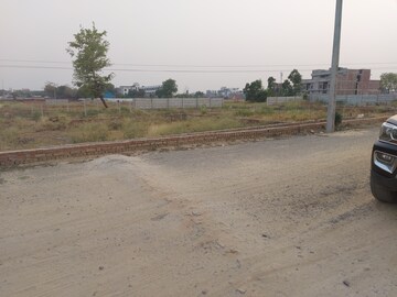  Plot – Exterior View View at Gosainganj - for Sale