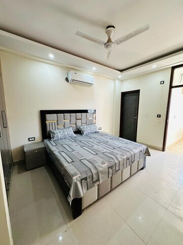 Bedroom in 2.5 BHK Builder Floor at Ansals Flexi Homes, Sector 57 – for Rent