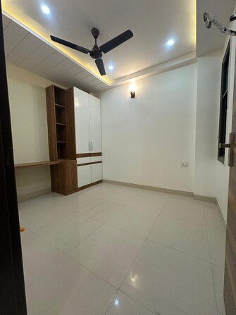 3 BHK Apartment For Rent in Dwarka Mor Delhi  7917807