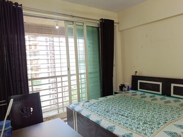 Bedroom in 2 BHK Apartment at Tulsi Aura Mumbai, Ghansoli – for Rent