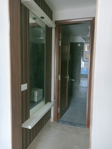 Building Lobby in 4 BHK Builder Floor at Palam Vihar Residents Association, Palam Vihar – for Rent