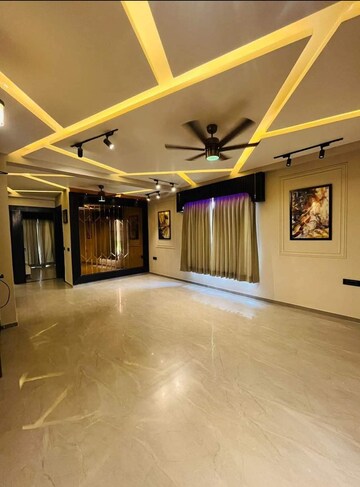Room in 2 BHK Apartment at Aakash Gagan Dream, Vasai East – for Rent