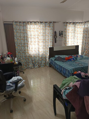 Team Area in 2 BHK Apartment at Sector 45 – for Rent
