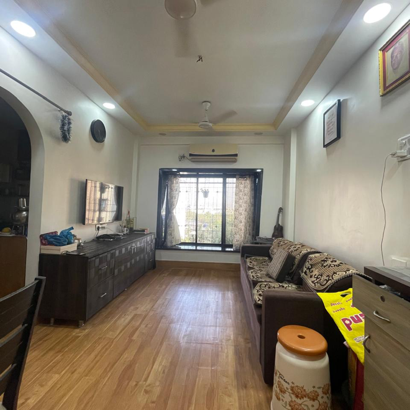 2 BHK + Extra Room Apartment For Sale in Gulmohar Sion