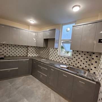 Kitchen in 3 BHK Builder Floor at Palm Residency Chhatarpur, Rajpur Khurd Extension – for Rent