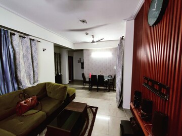 Living Room in 2 BHK Apartment at Supertech 34 Pavilion, Sector 34 – for Rent