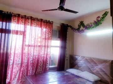 Bedroom in 2 BHK Apartment at Sector 67 – for Rent