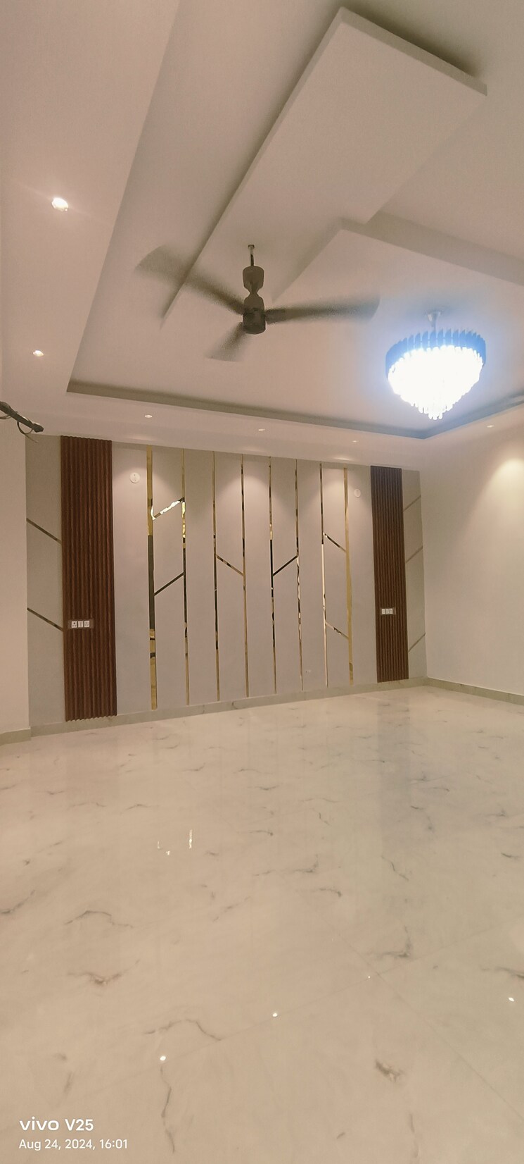 Room, doctors-park 3 Bedroom 1600 Sq.Ft. Builder Floor In Vasundhara Sector 10 Ghaziabad 7917985