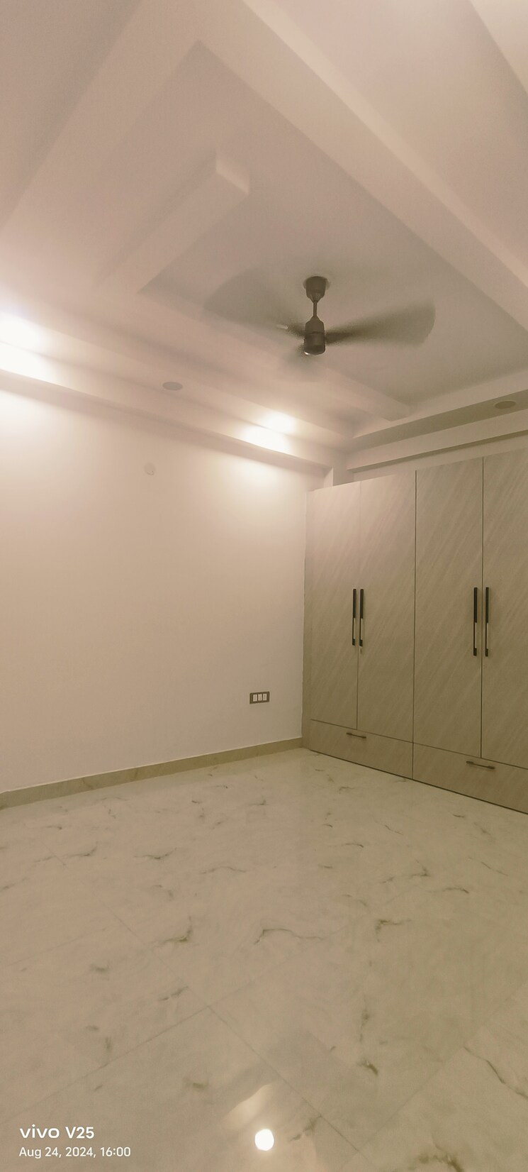 Room, doctors-park 3 Bedroom 1600 Sq.Ft. Builder Floor In Vasundhara Sector 10 Ghaziabad 7917985